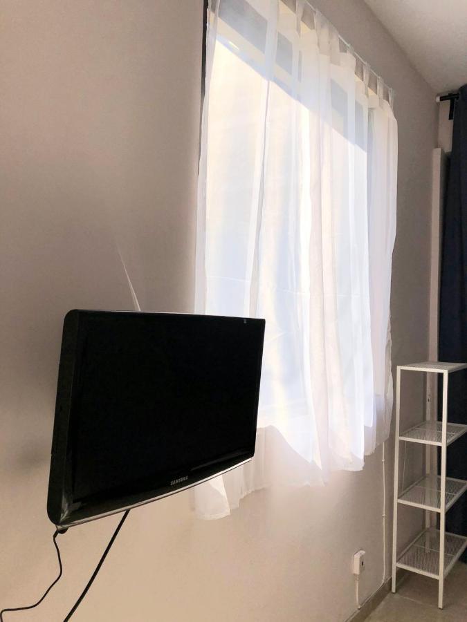 Lysandros Apartments In Athens, Near The Metro 외부 사진