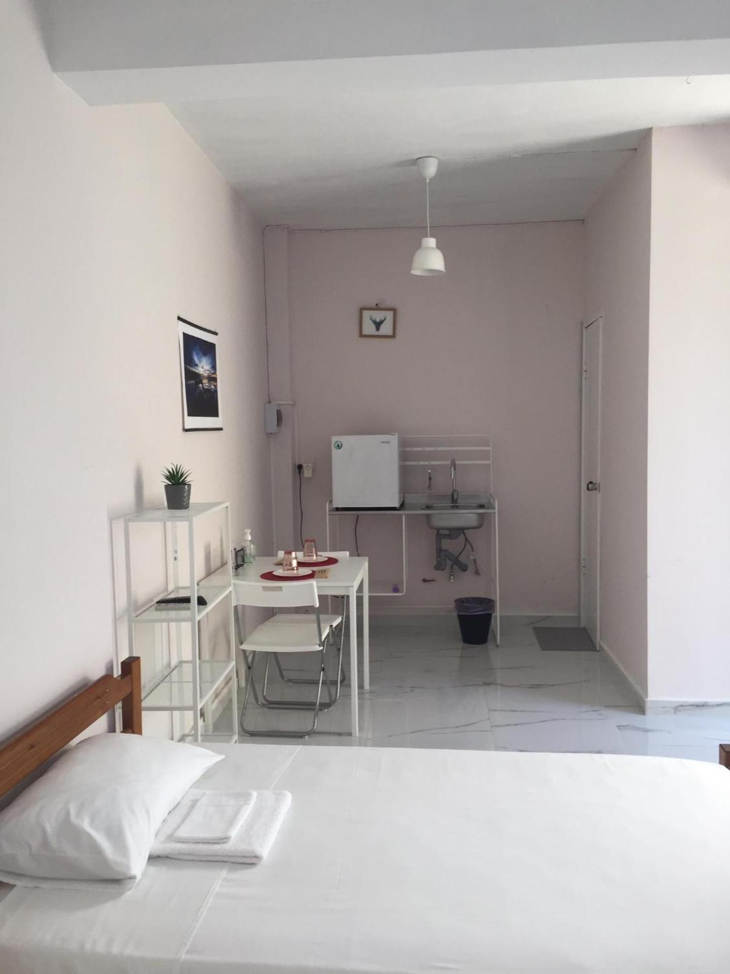 Lysandros Apartments In Athens, Near The Metro 외부 사진