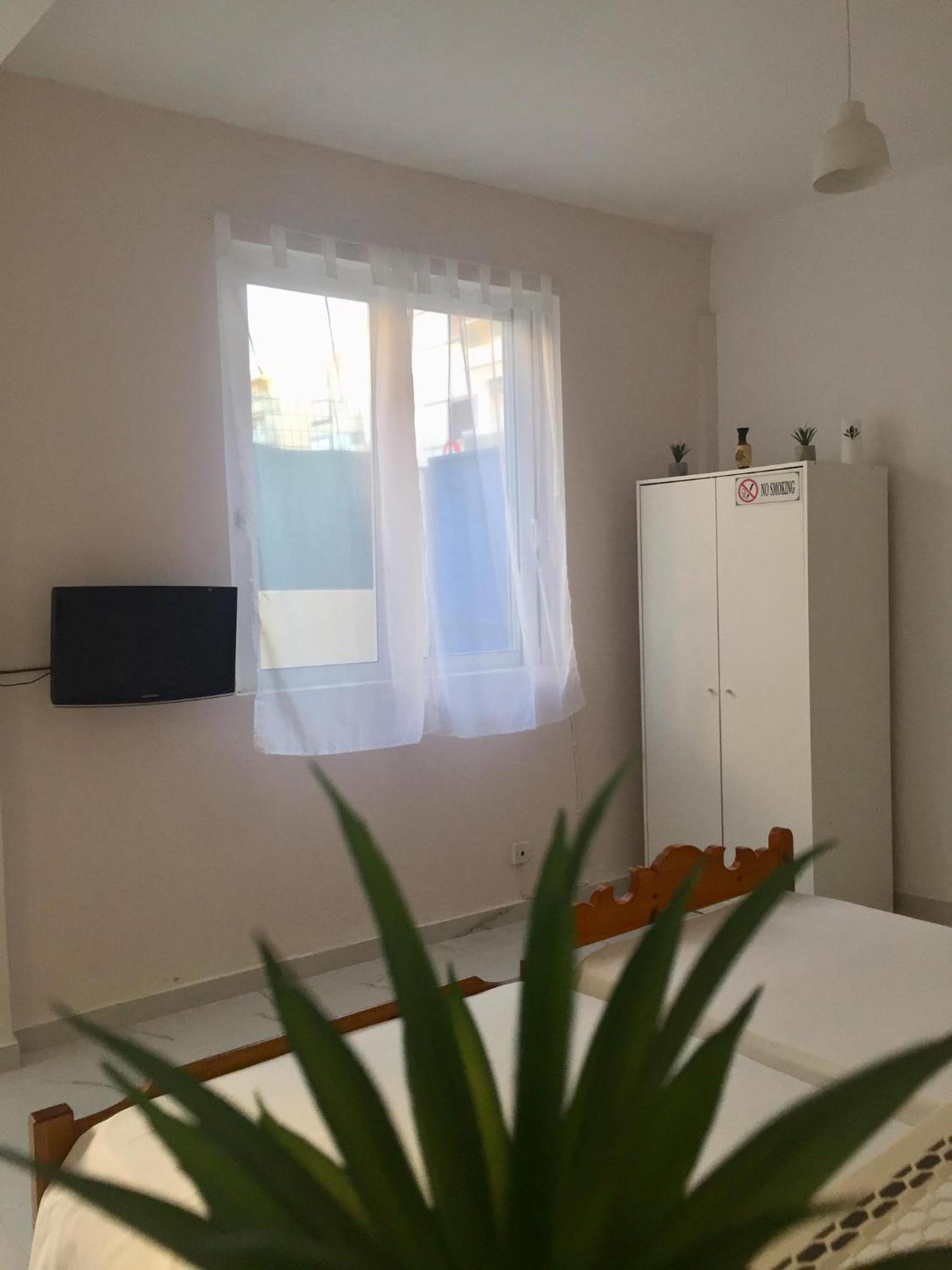 Lysandros Apartments In Athens, Near The Metro 외부 사진