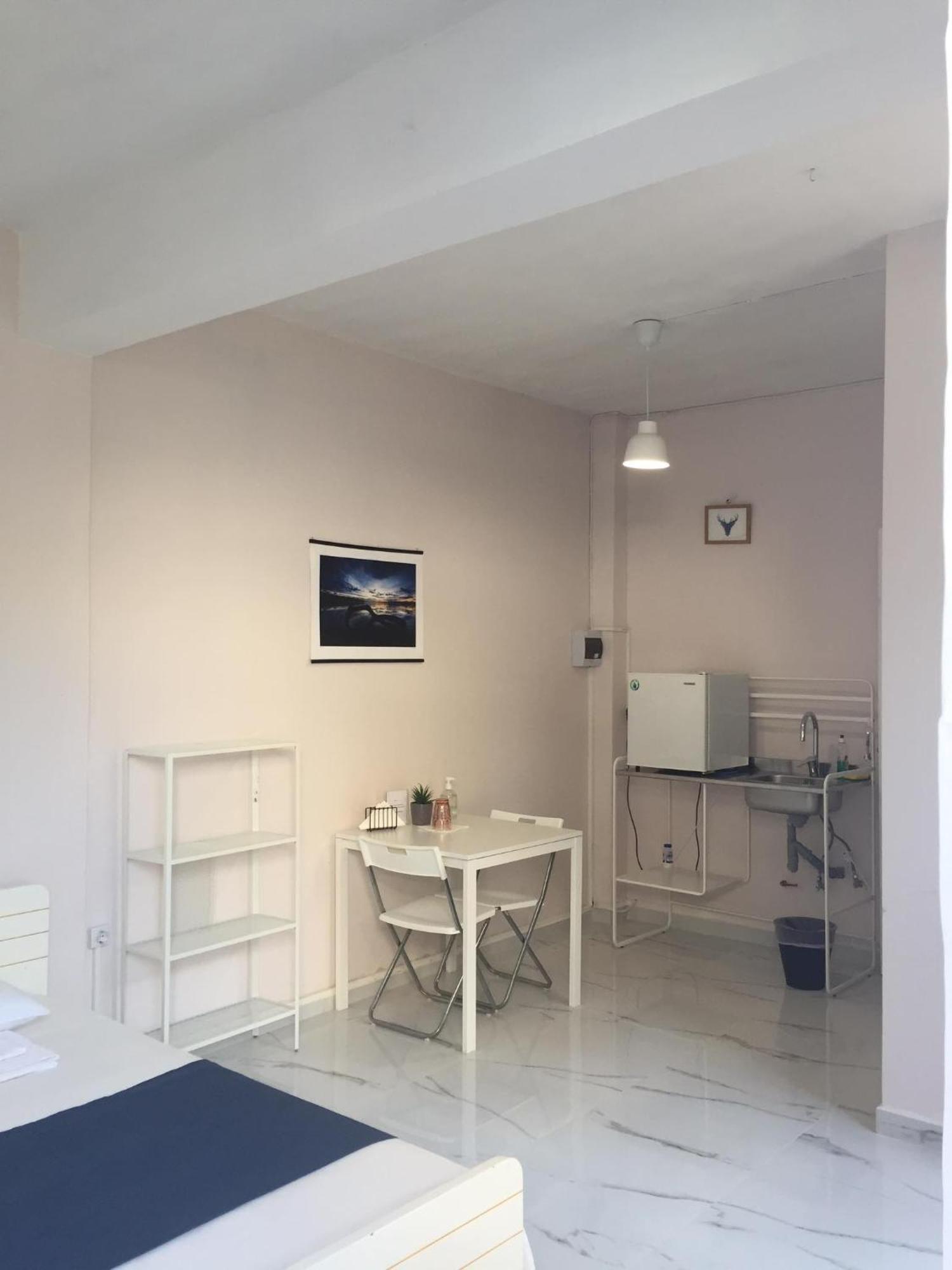 Lysandros Apartments In Athens, Near The Metro 외부 사진